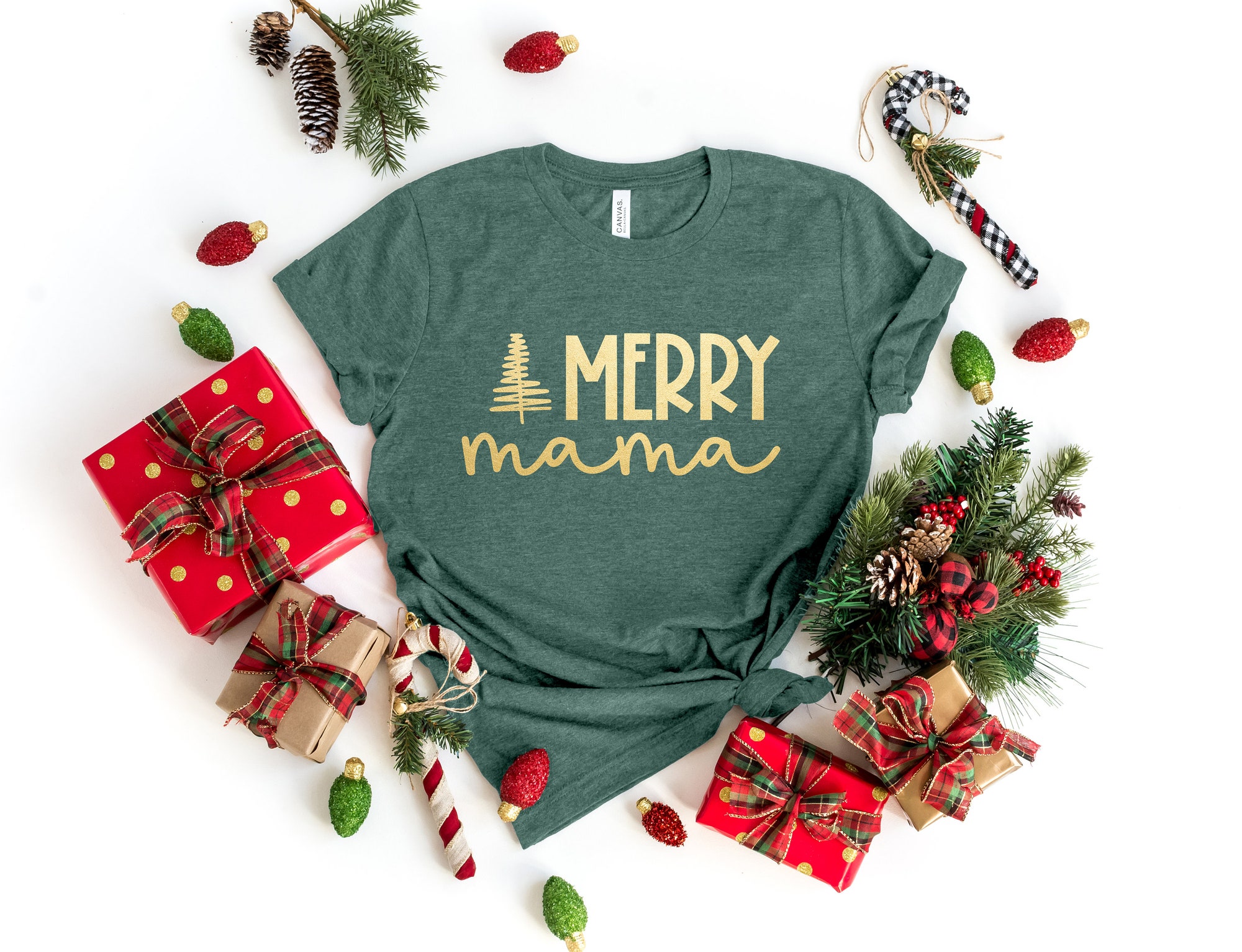 MERRY MAMA Shirt | Mama Claus Christmas Gift for Mom image 2