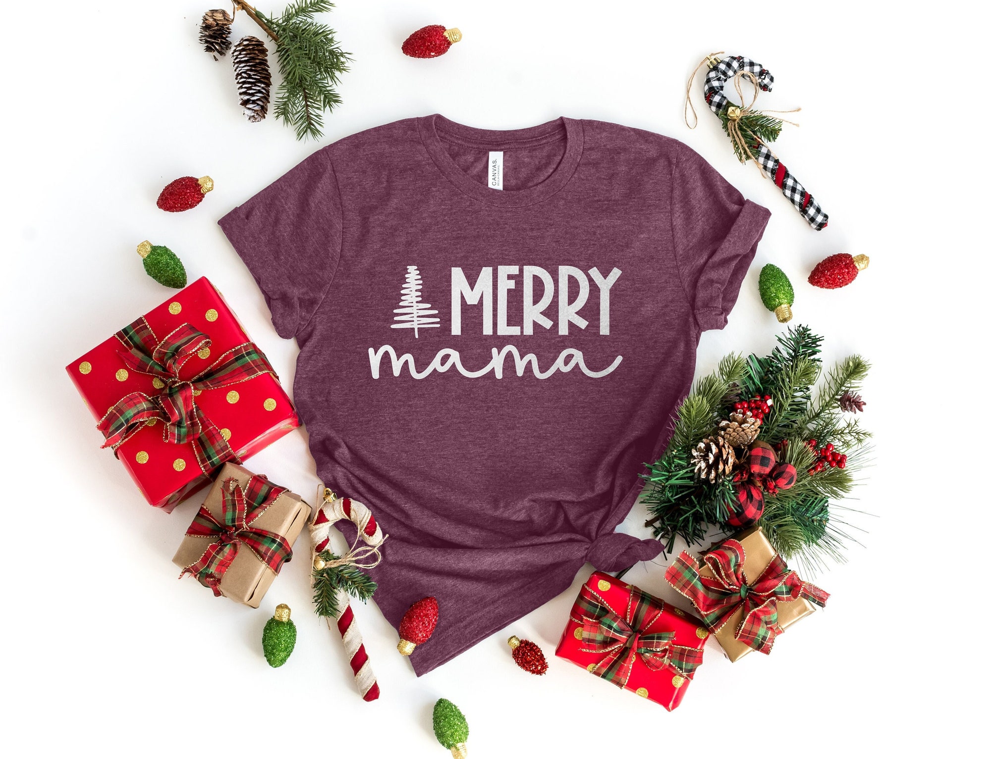MERRY MAMA Shirt | Mama Claus Christmas Gift for Mom image 0