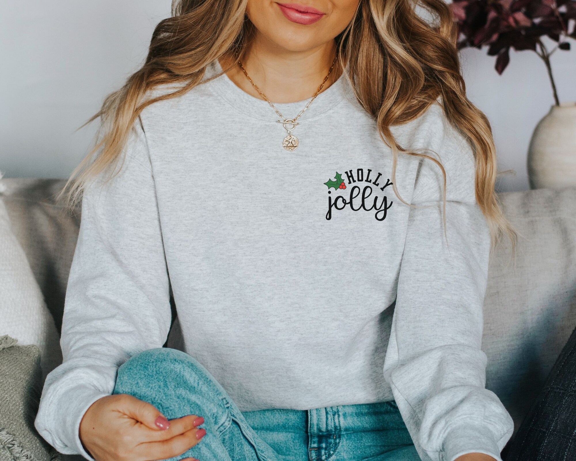 Cute Minimalist Xmas Sweatshirt: Winter & Party Sweater image 2