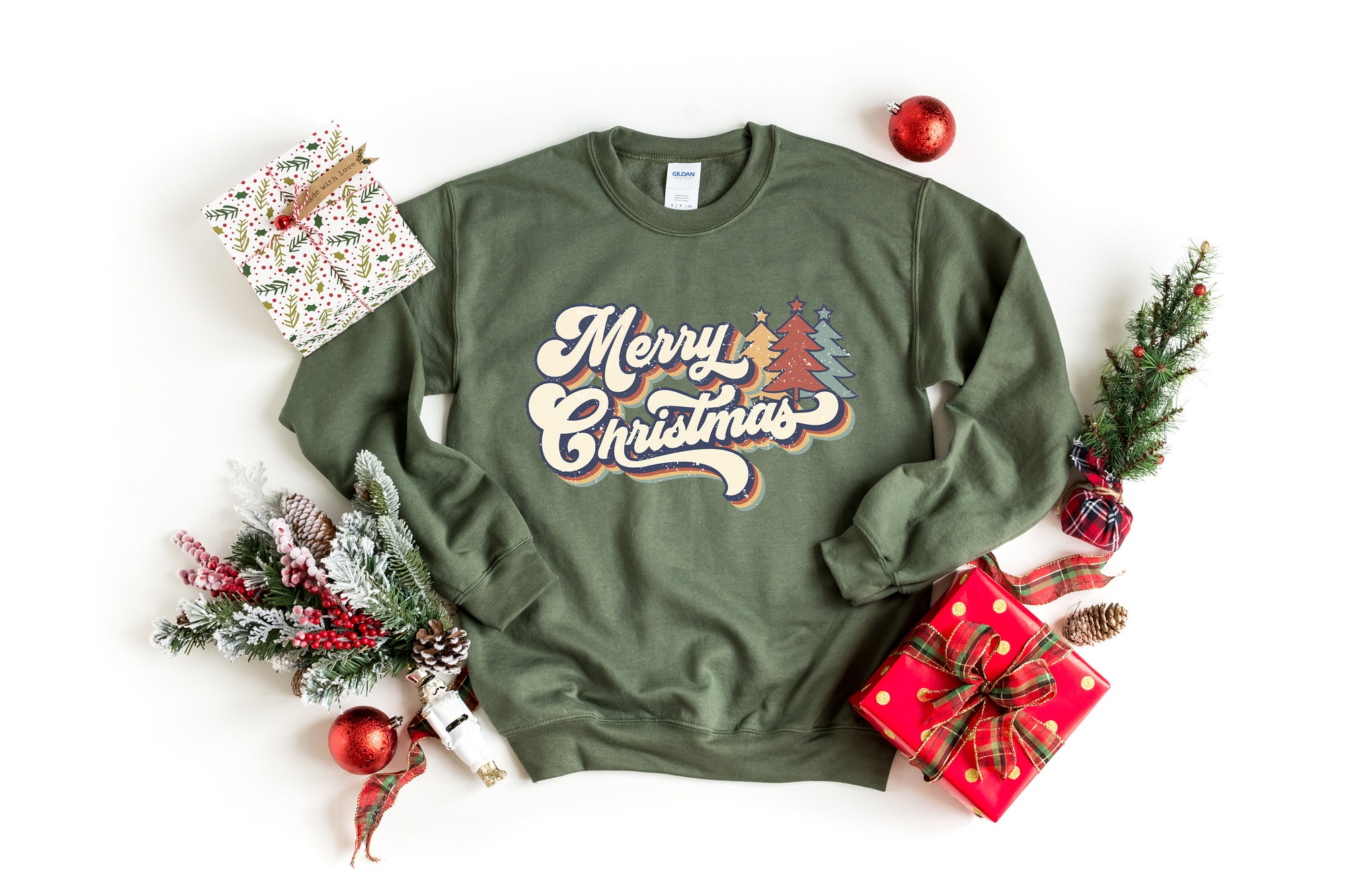 Vintage Merry Christmas Sweatshirt: Family Shirt 70s Style Gift image 2