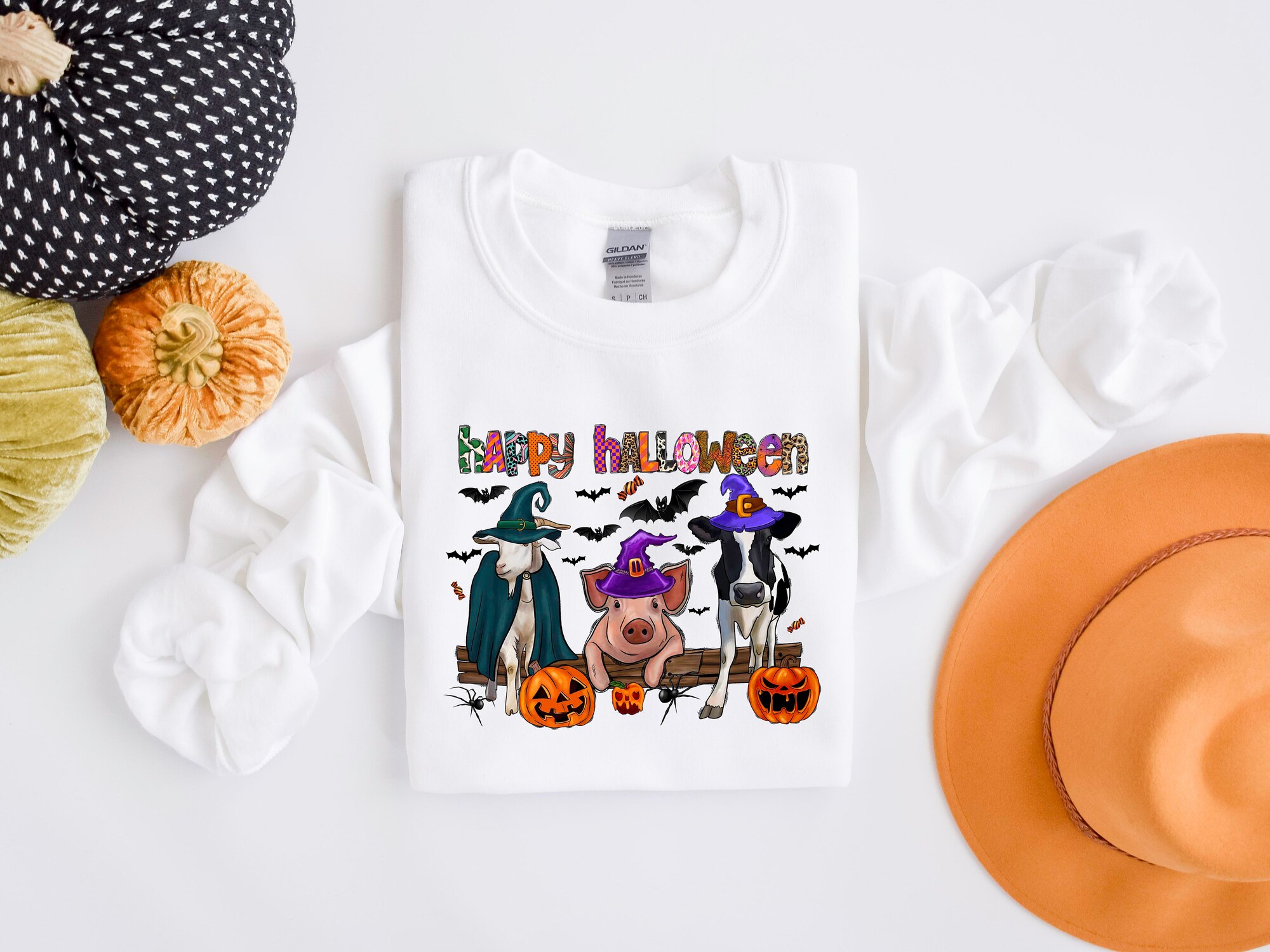 Happy Halloween Farm Sweatshirt Pig Cow Trick Or Treat image 1