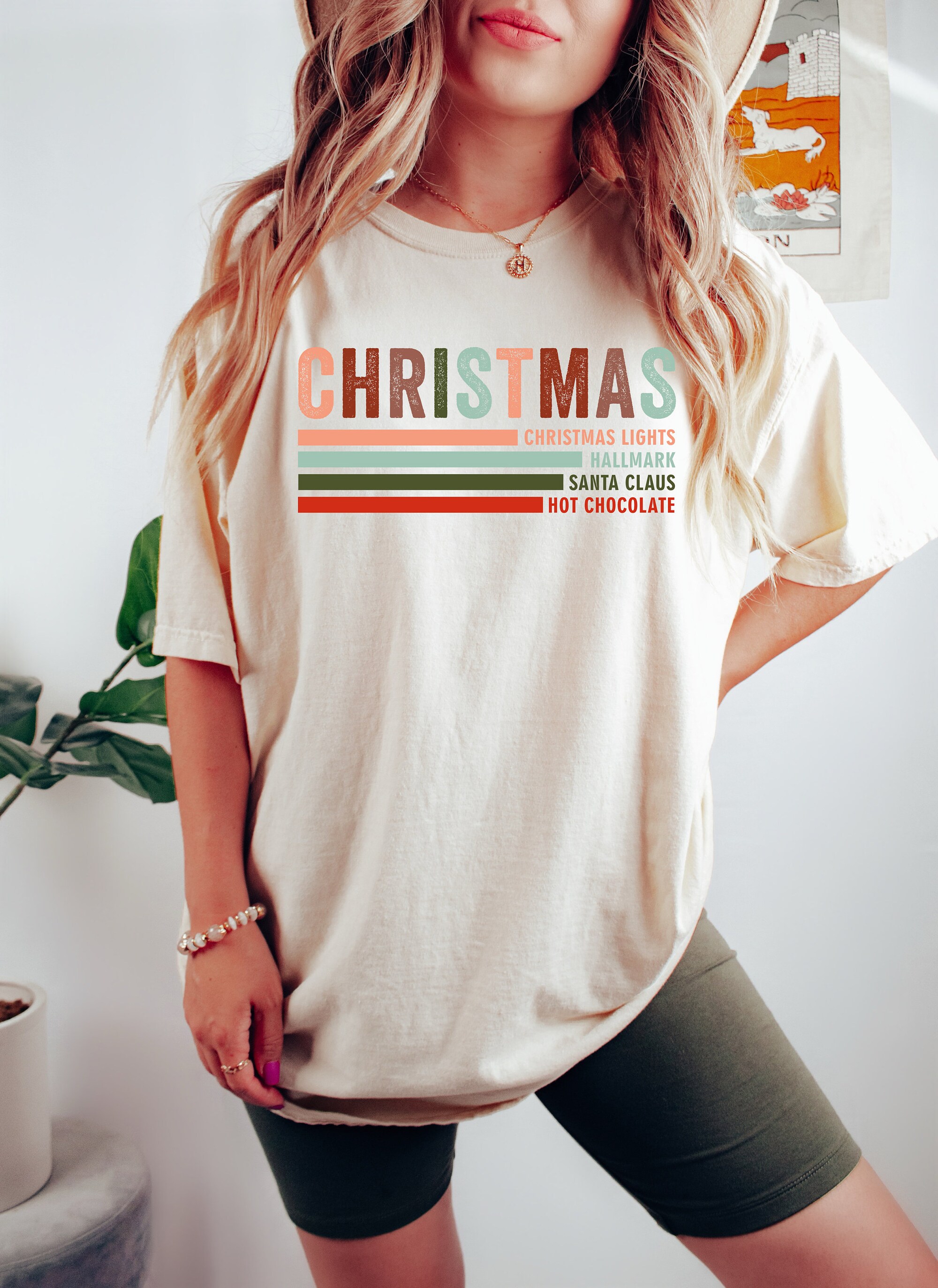 Cozy Women's Christmas Sweatshirt: Perfect Merry Holiday Wear image 2