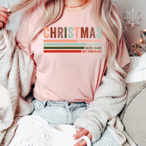 Cozy Women's Christmas Sweatshirt: Perfect Merry Holiday Wear image 0