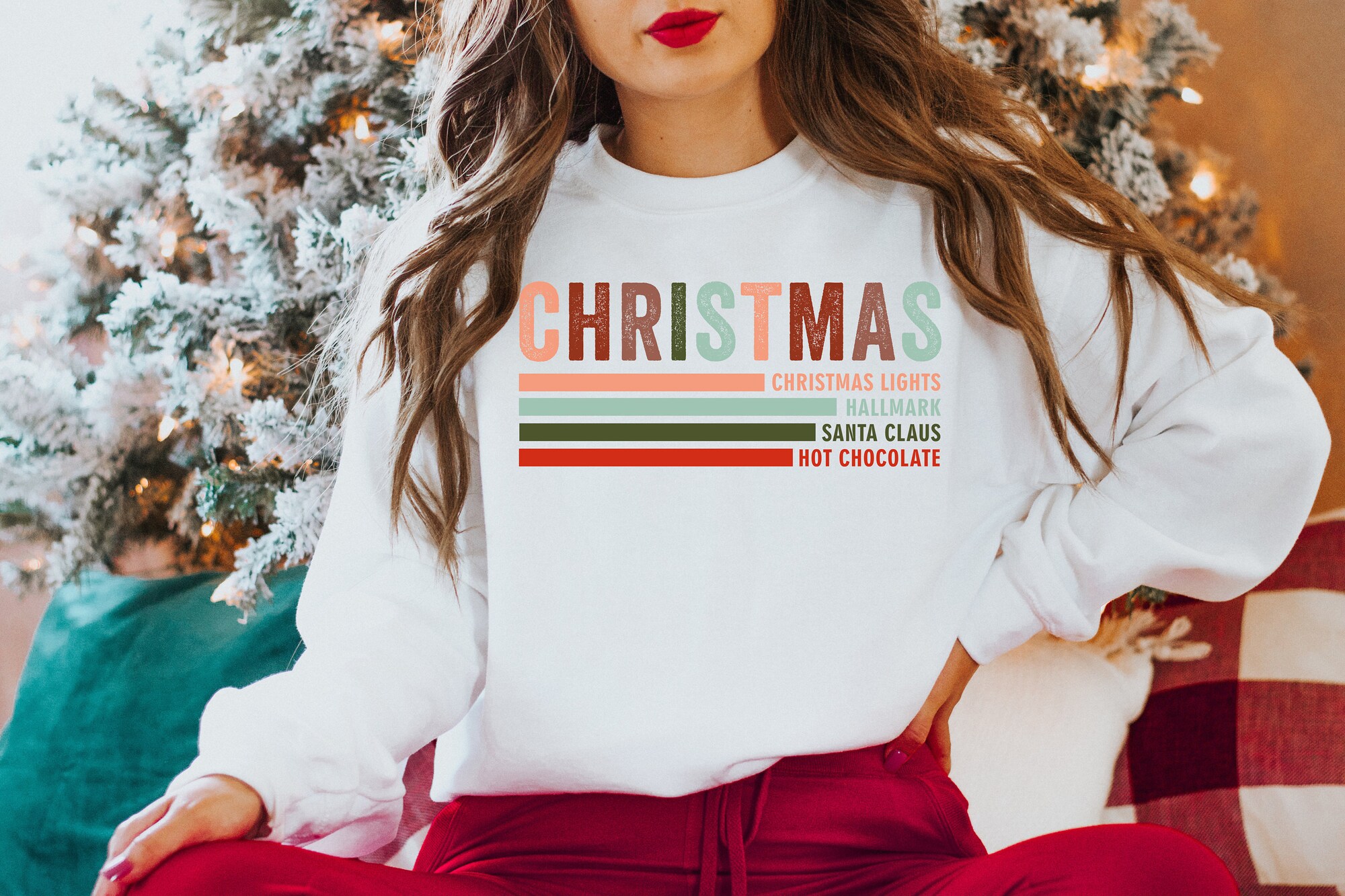 Cozy Women's Christmas Sweatshirt: Perfect Merry Holiday Wear image 3