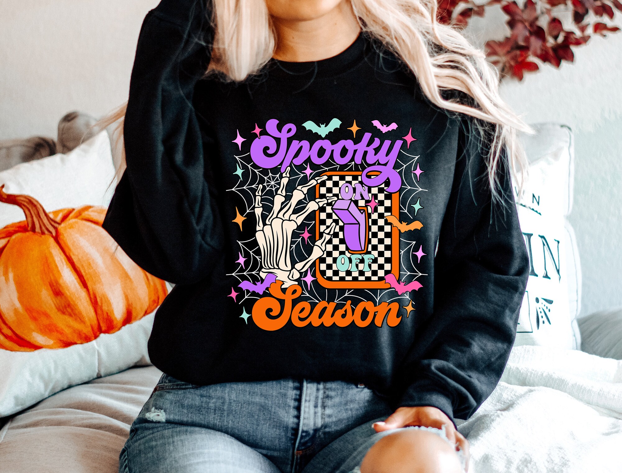 Retro & Spooky Halloween Tee: Perfect for Fall & Spooky Season image 1