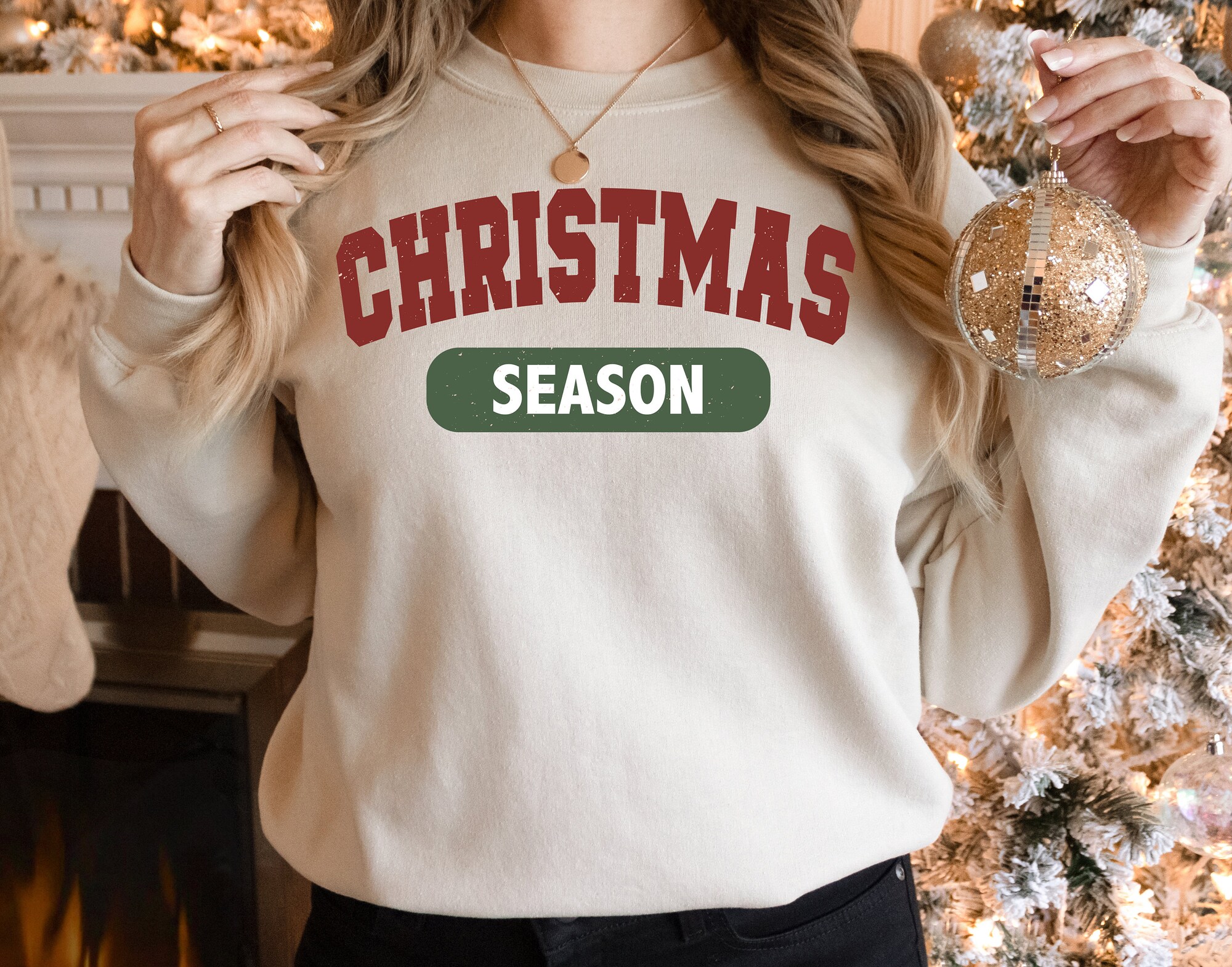 Retro & Festive: Unique Christmas Season Shirts for All image 3