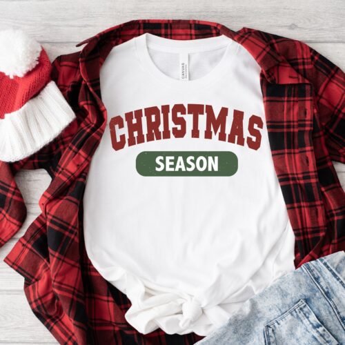 Retro & Festive: Unique Christmas Season Shirts for All image 0