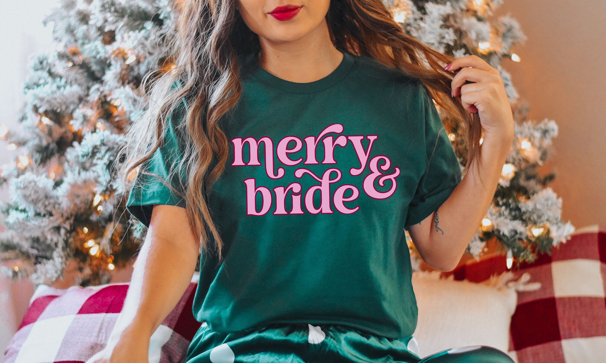 Retro Bride Christmas Shirt: Perfect Gift for Fiance & Engagement image 2