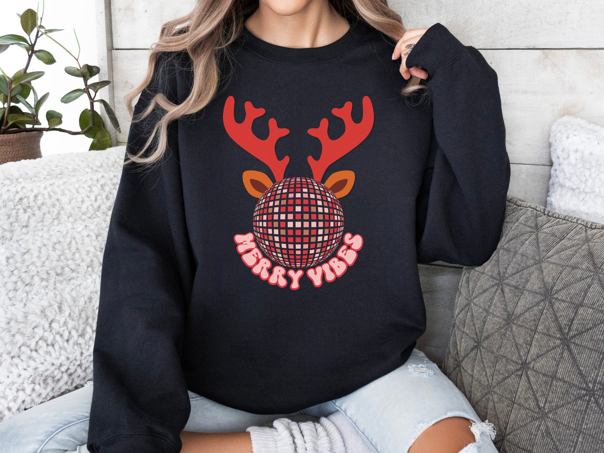 Merry Vibes Antler Sweatshirt - Preppy Retro Christmas Crewneck for Women image 2