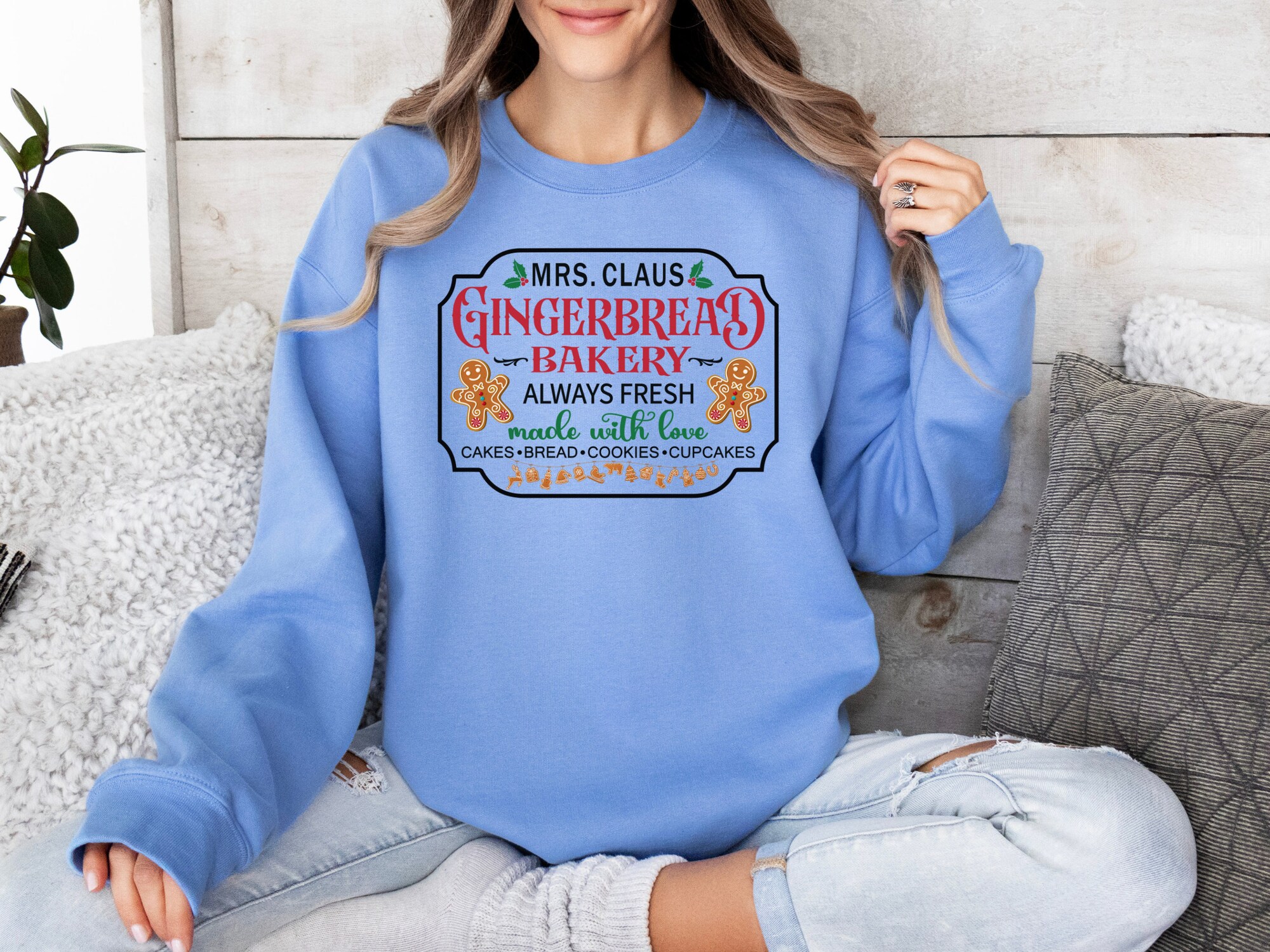 Mrs. Claus Gingerbread Sweater: Vintage Christmas Crewneck for Women image 5