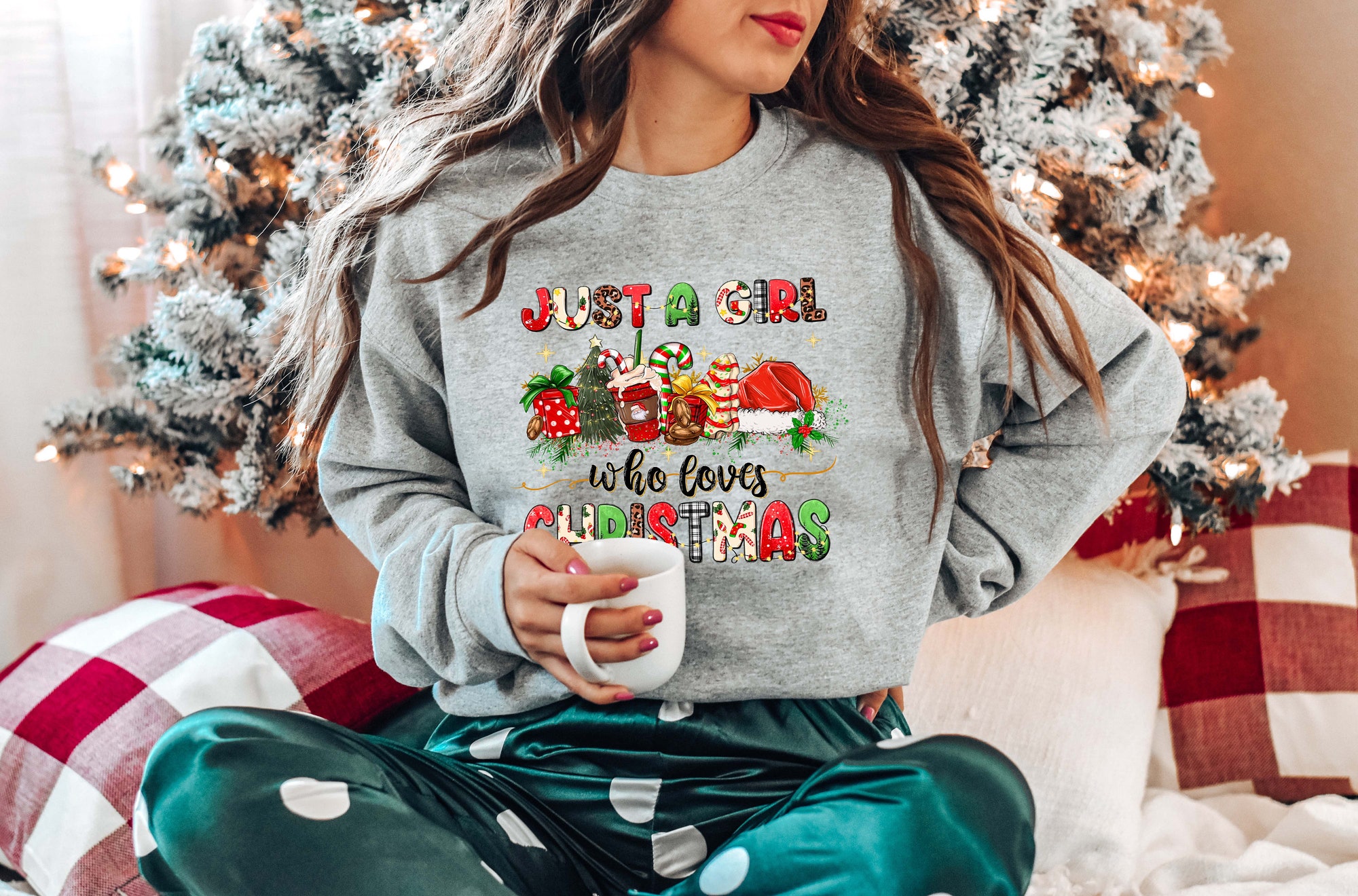 Just A Girl Who Loves Christmas Sweatshirt: Tis The Season Holiday Gift image 4