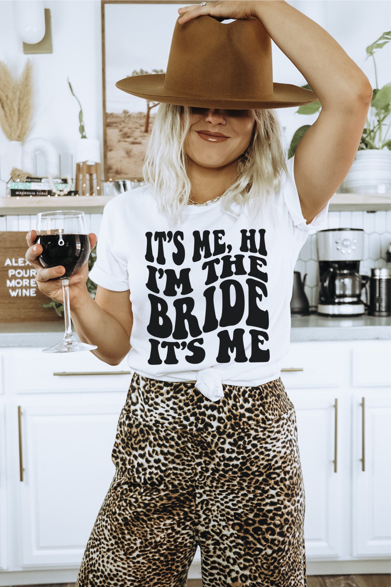 Its Me Hi Im the Bride Funny Bachelorette & Bach Party Shirts: 'It's Me Hi' & Retro Tees image 2