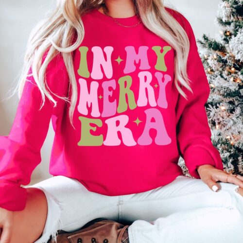 Vintage Merry Christmas Sweatshirt for Women: Perfect Gift Idea image 0