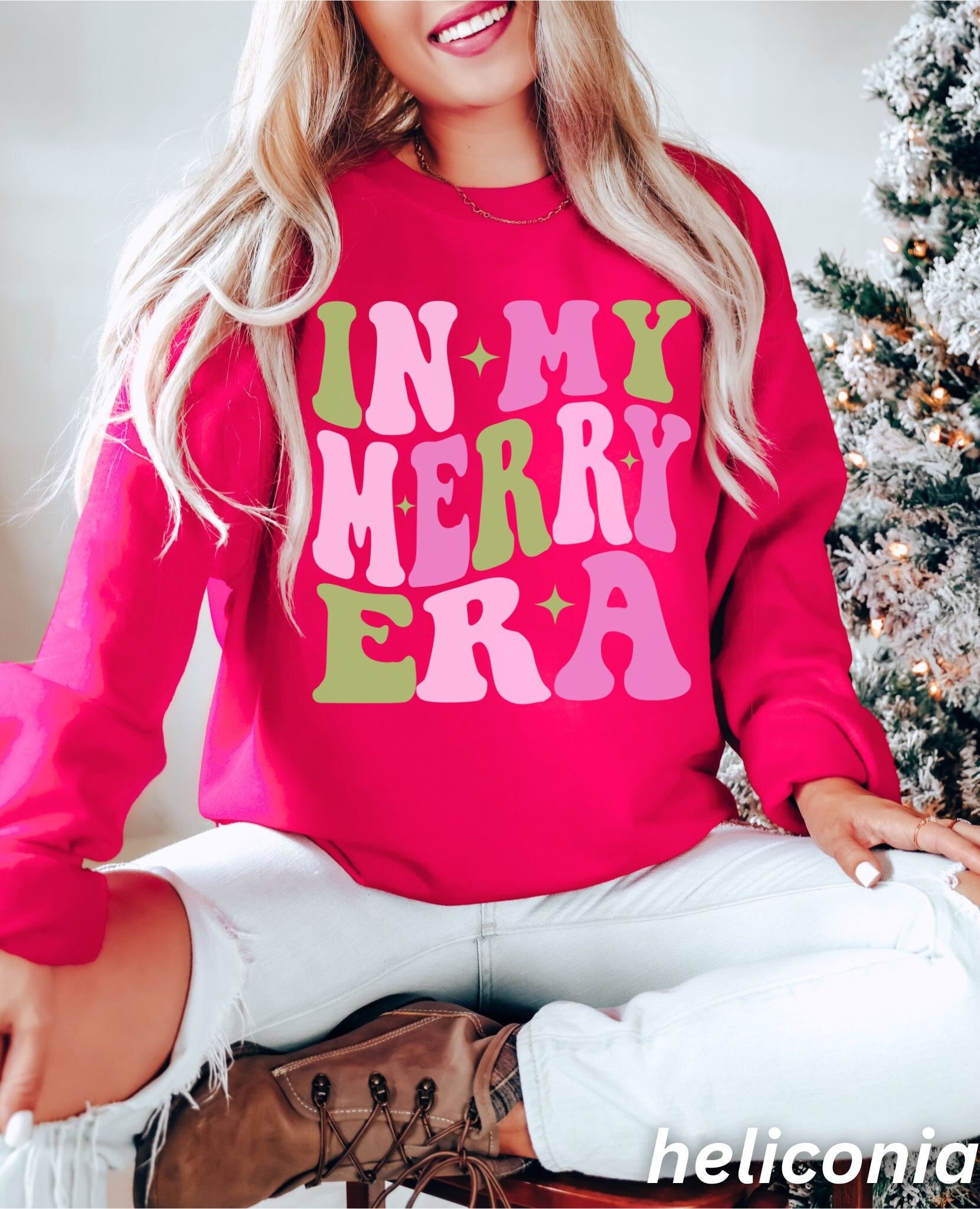 Vintage Merry Christmas Sweatshirt for Women: Perfect Gift Idea image 0