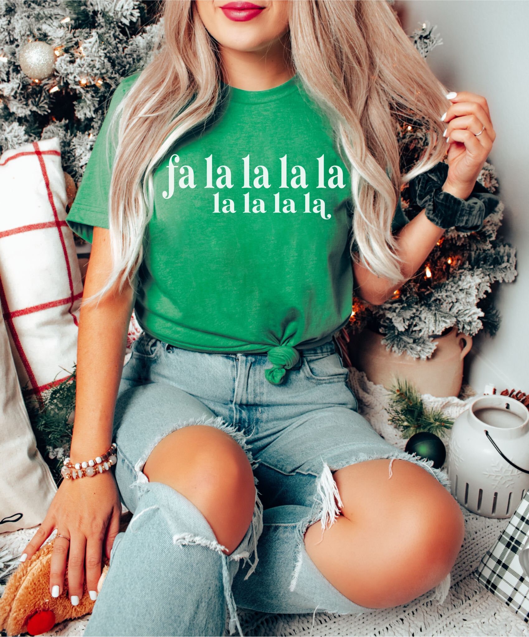 Christmas Bachelorette Shirts: Merry Bride Retro Winter Bridal Party image 3