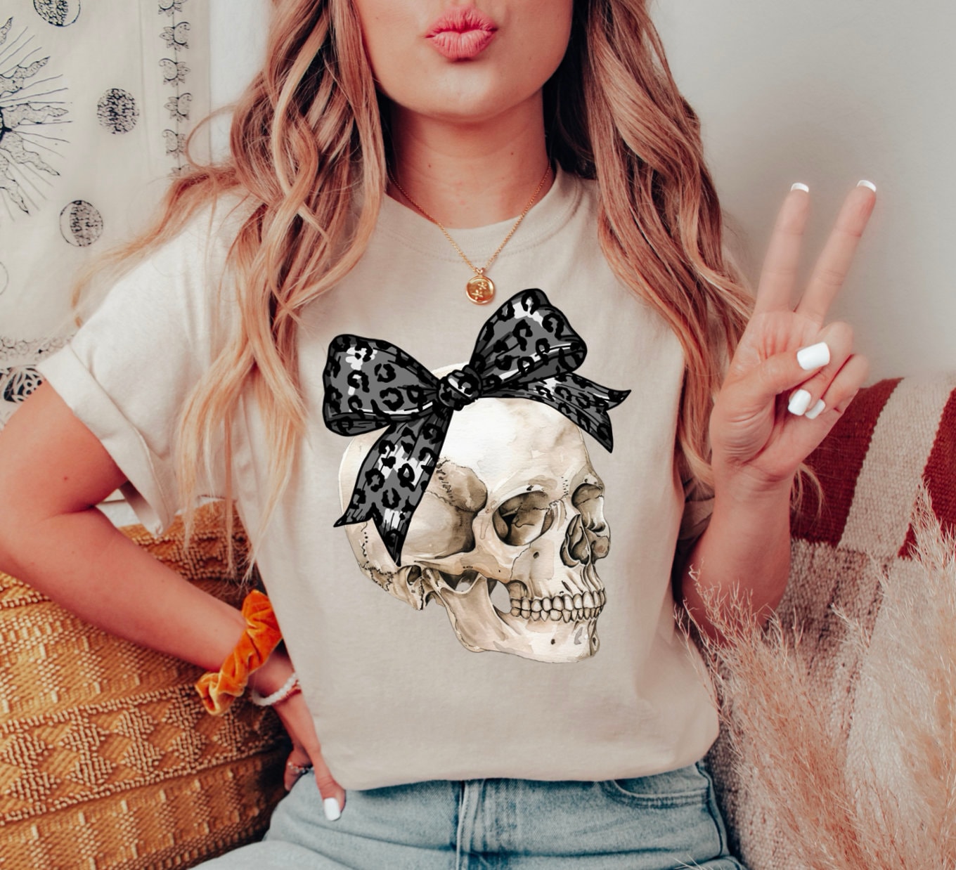 Girly Halloween Skeleton Shirt: Happy Halloween T-shirt image 4