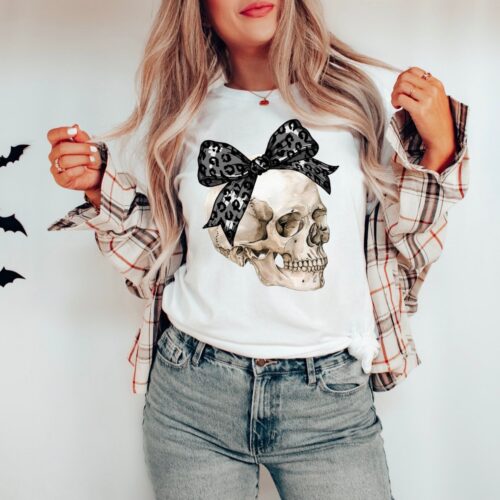 Girly Halloween Skeleton Shirt: Happy Halloween T-shirt image 0