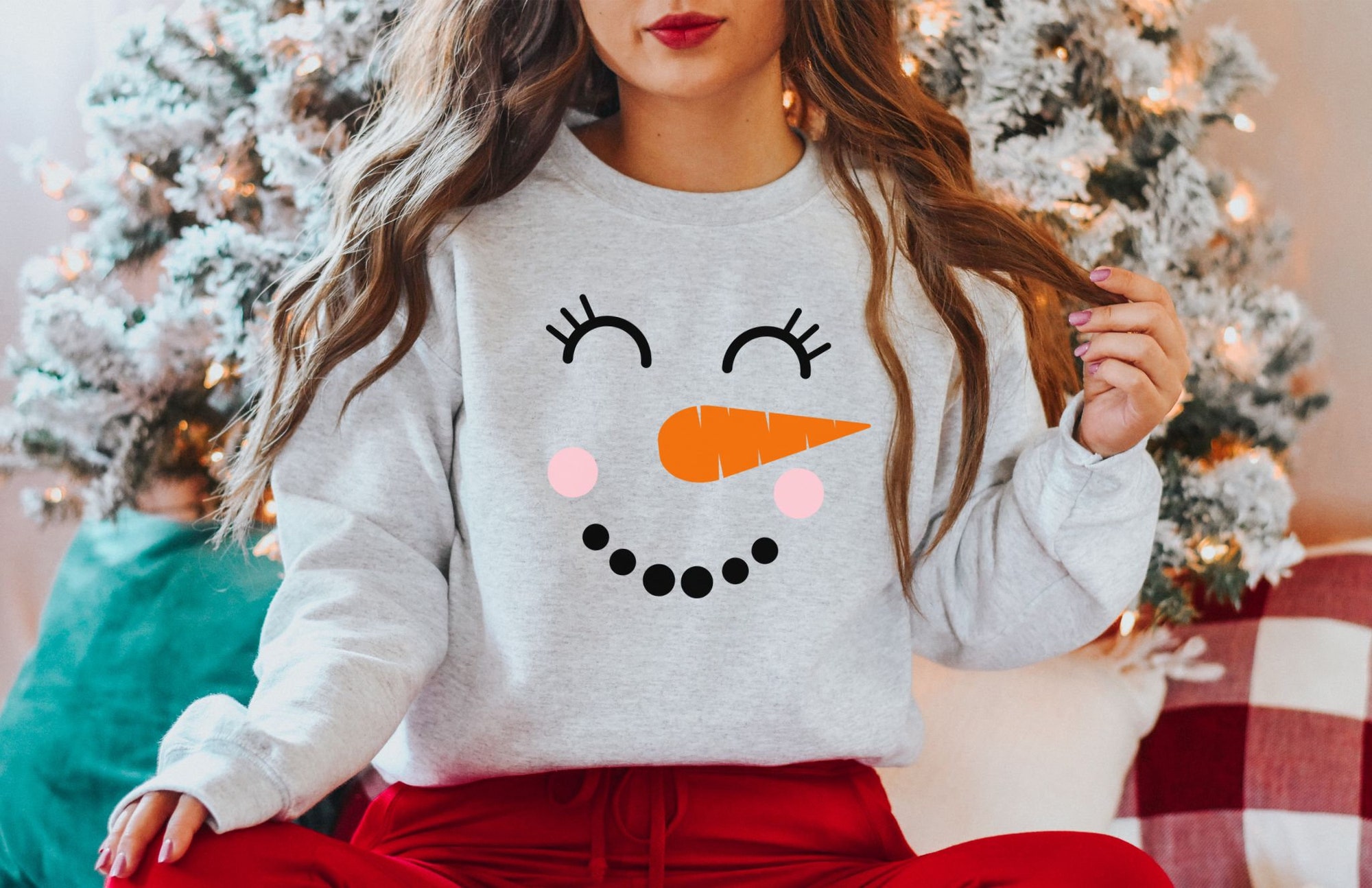 Women's Christmas & Snowman Crewneck: Cozy Holiday image 3