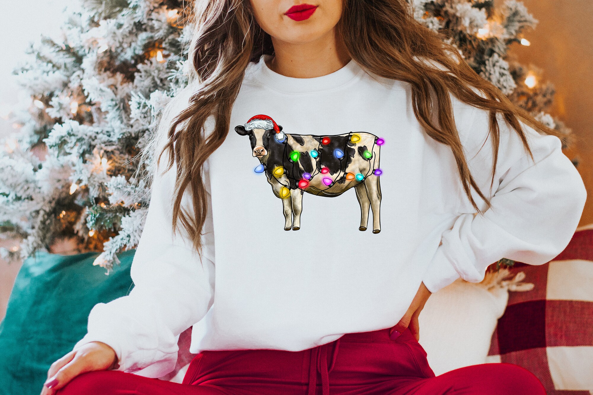 Christmas Sweatshirt Cute Cow Design image 1