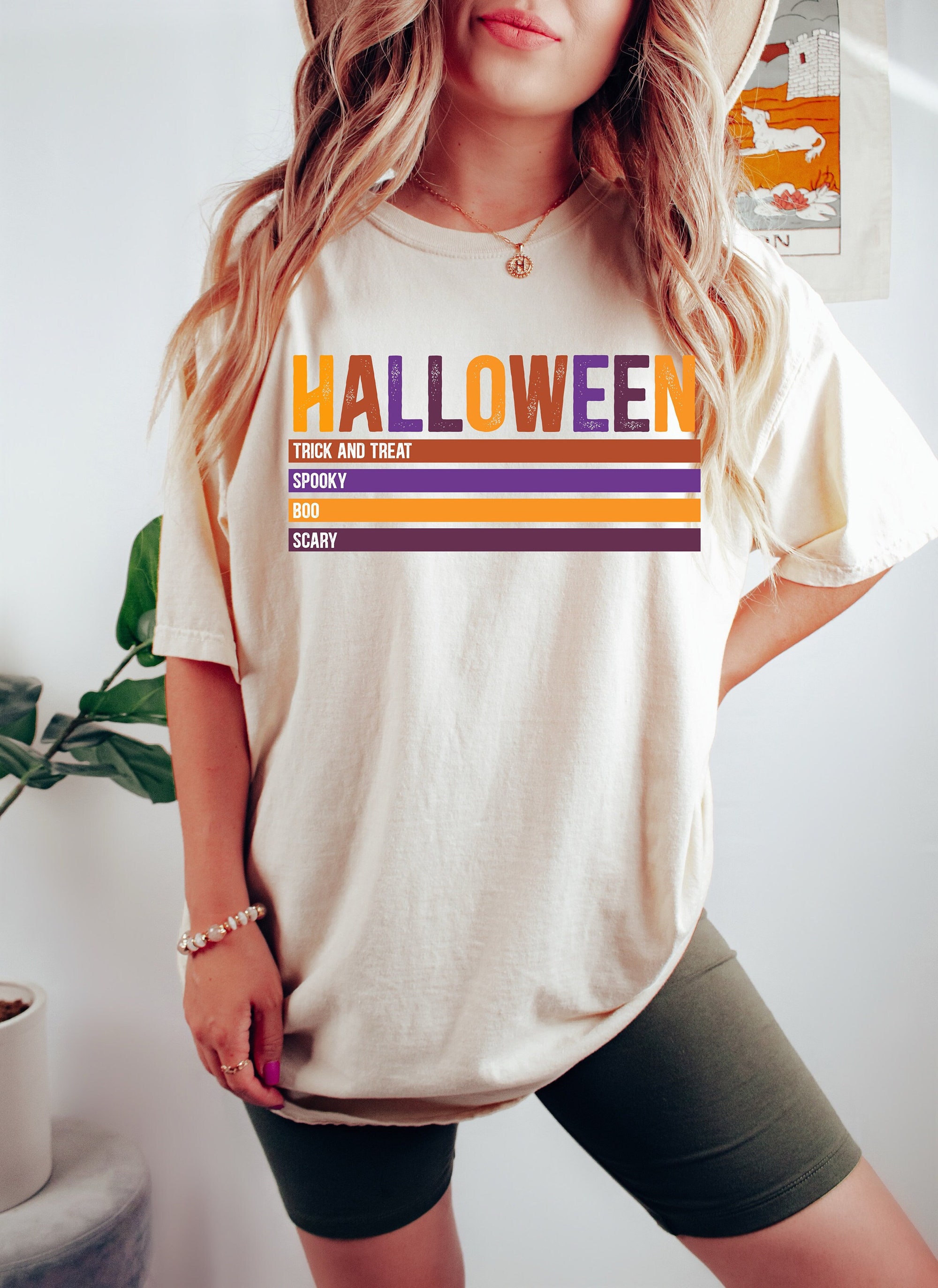 Happy Halloween: Cute Women's Shirt with Heart Theme image 2