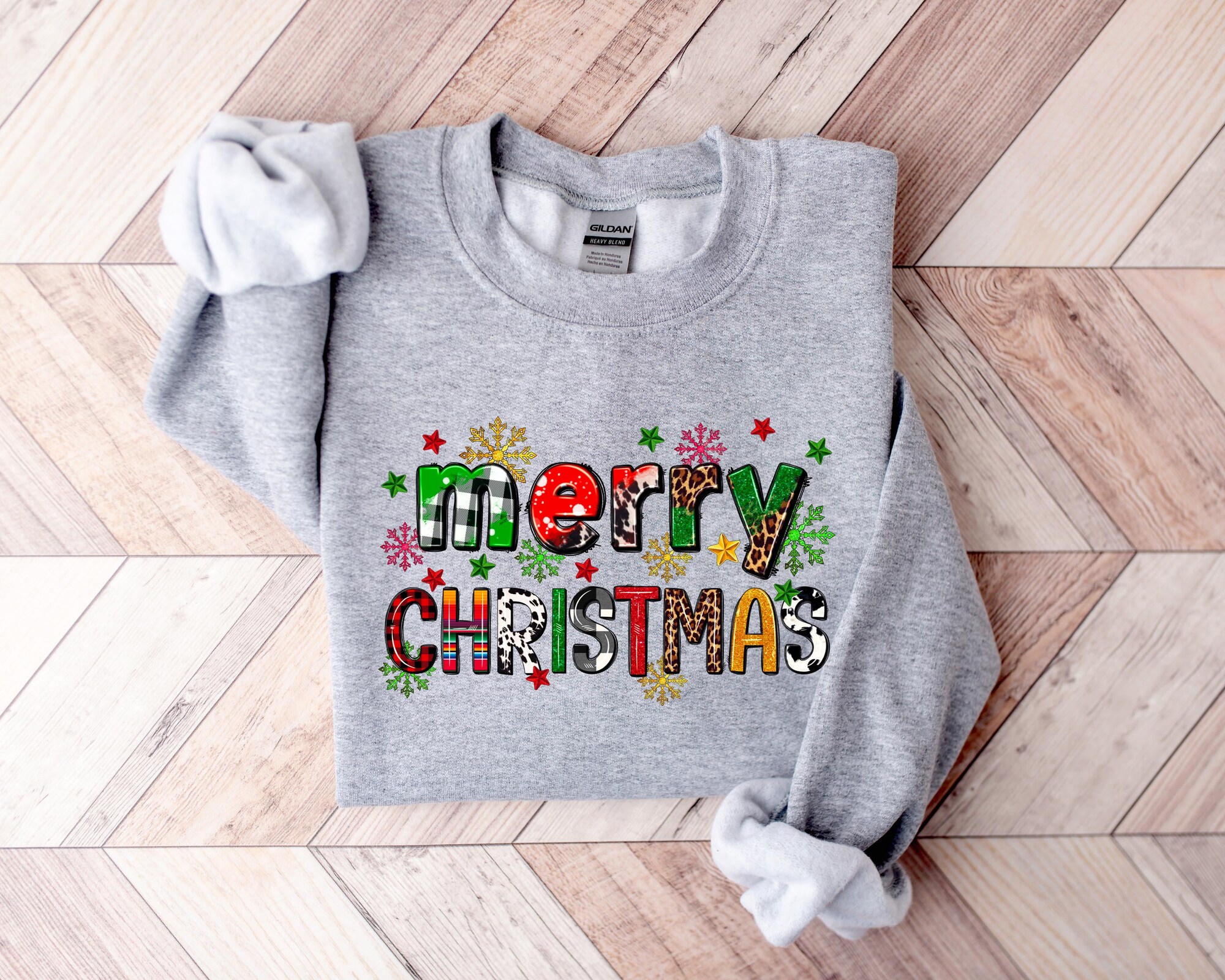 Christmas Sweatshirt for Women Festive Gift Merry Xmas image 1