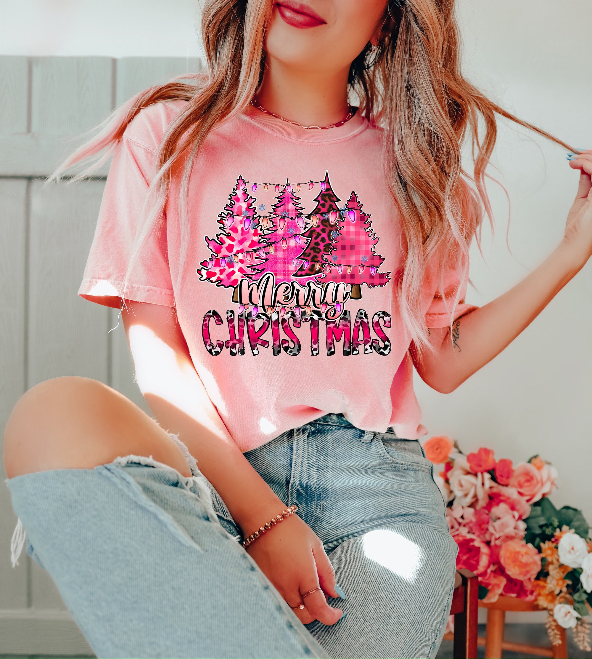 Merry Christmas: Women's Festive Sweatshirt & Holiday Sweater Gift image 0
