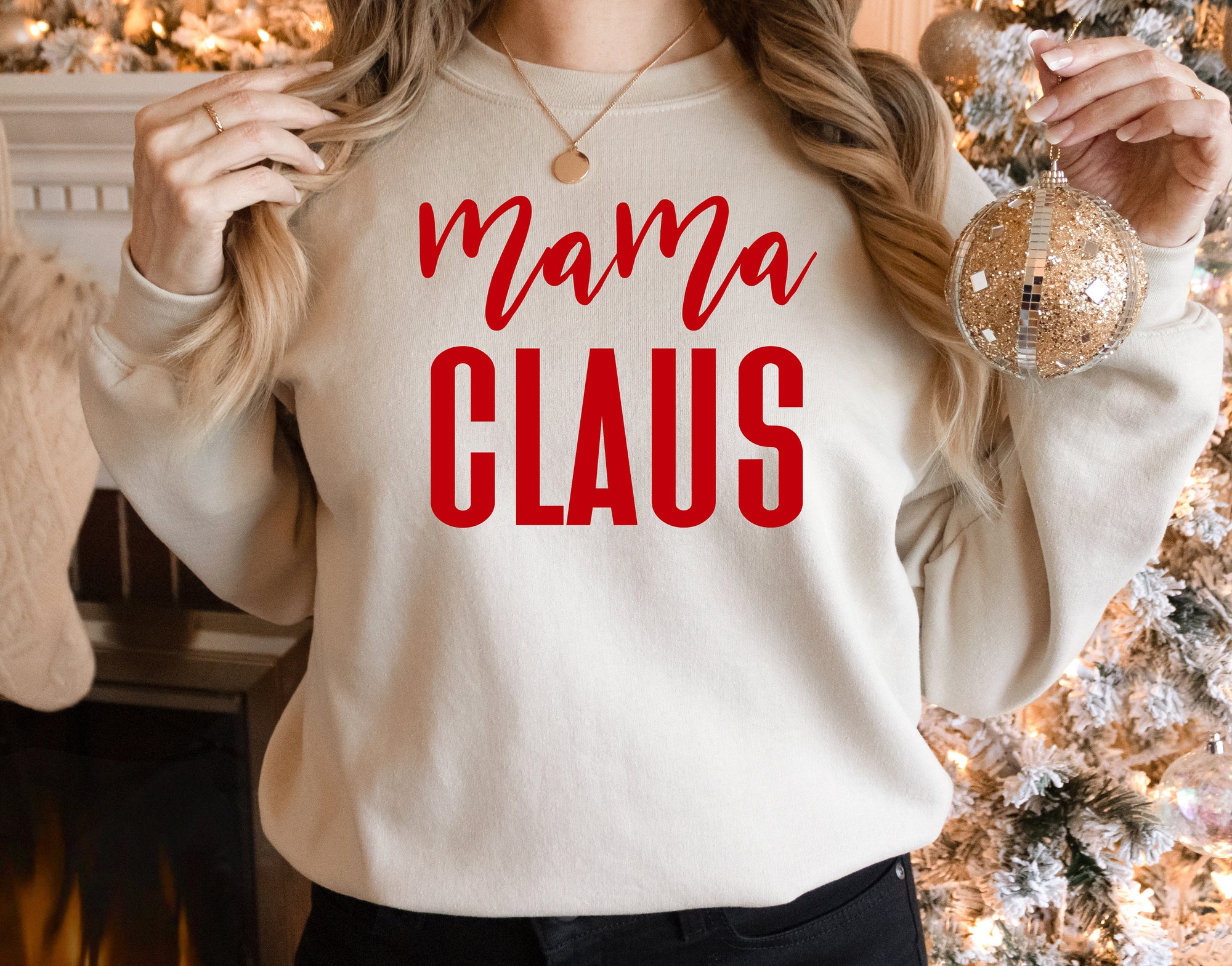 Mama & Daddy Claus: Festive Christmas Shirts for Parents image 0