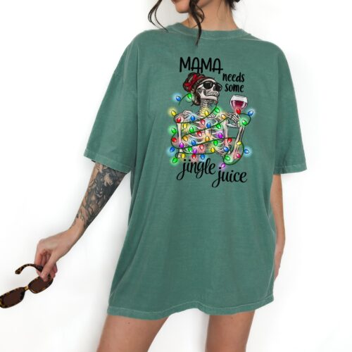 Mama Needs Jingle Juice Christmas Shirt - Funny & Retro Xmas Shirt For Women image 0