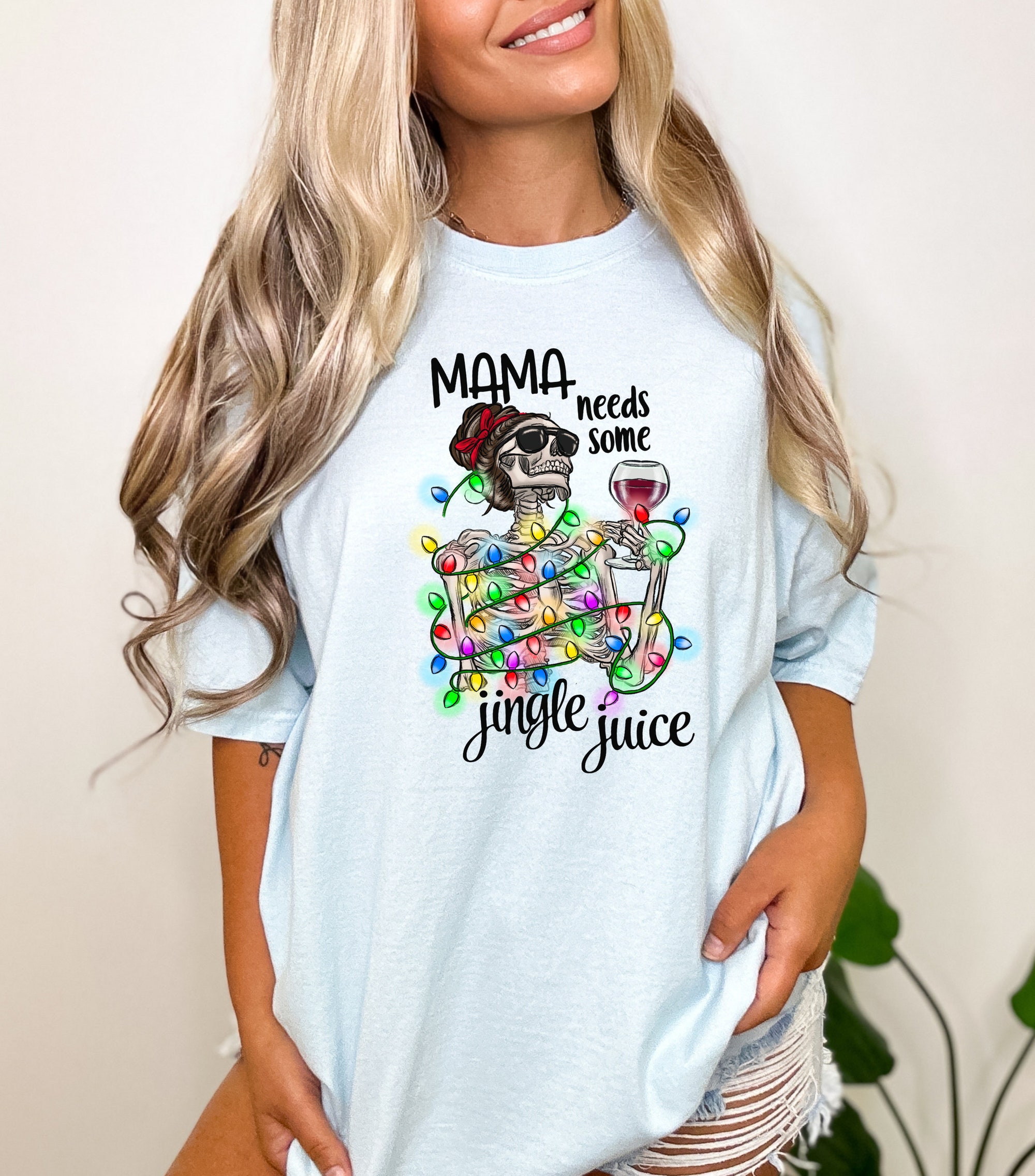 Mama Needs Jingle Juice Christmas Shirt - Funny & Retro Xmas Shirt For Women image 5