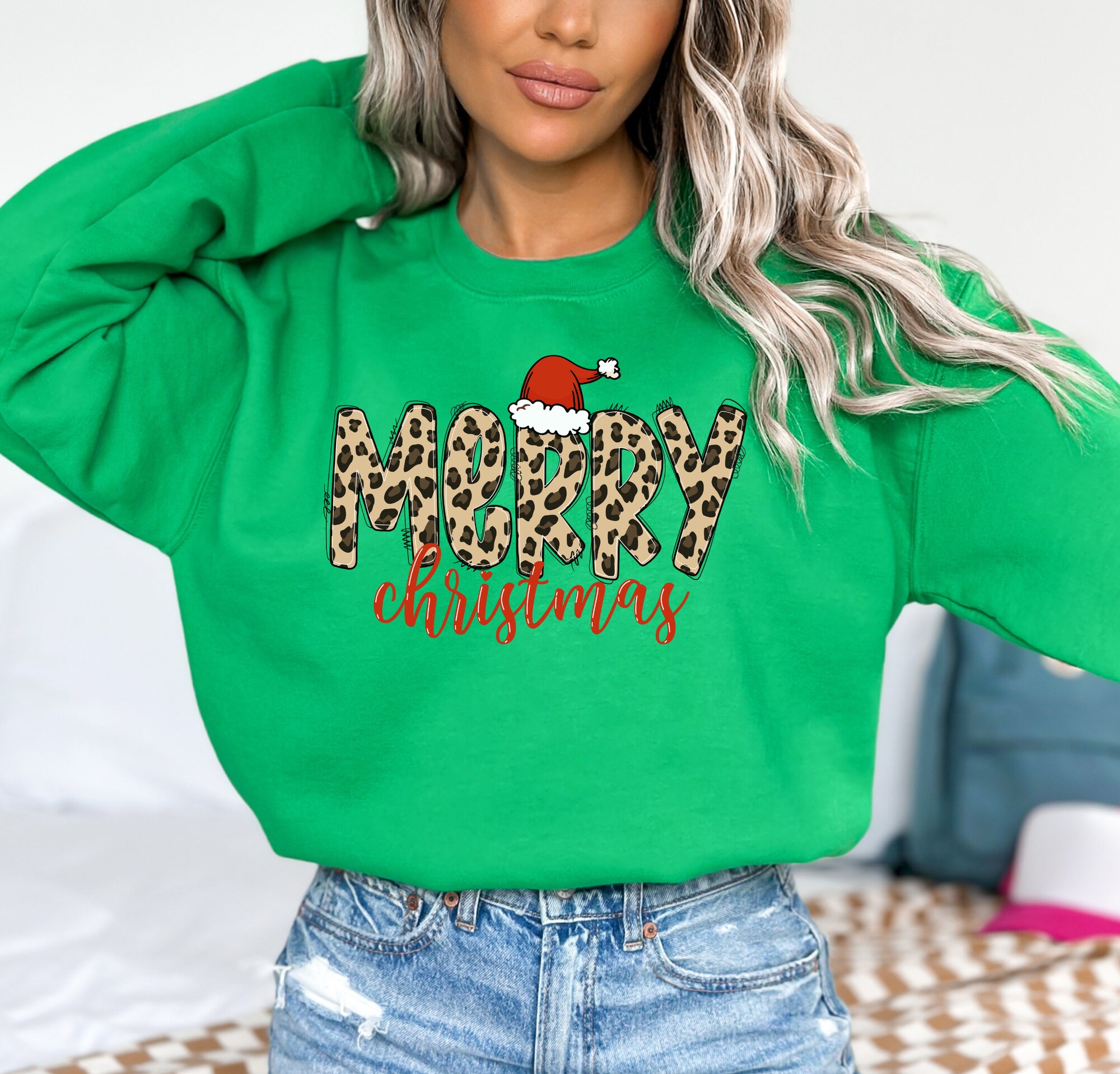 Leopard Christmas Sweatshirt: Cute Women's Tee & Mother's Gift image 3