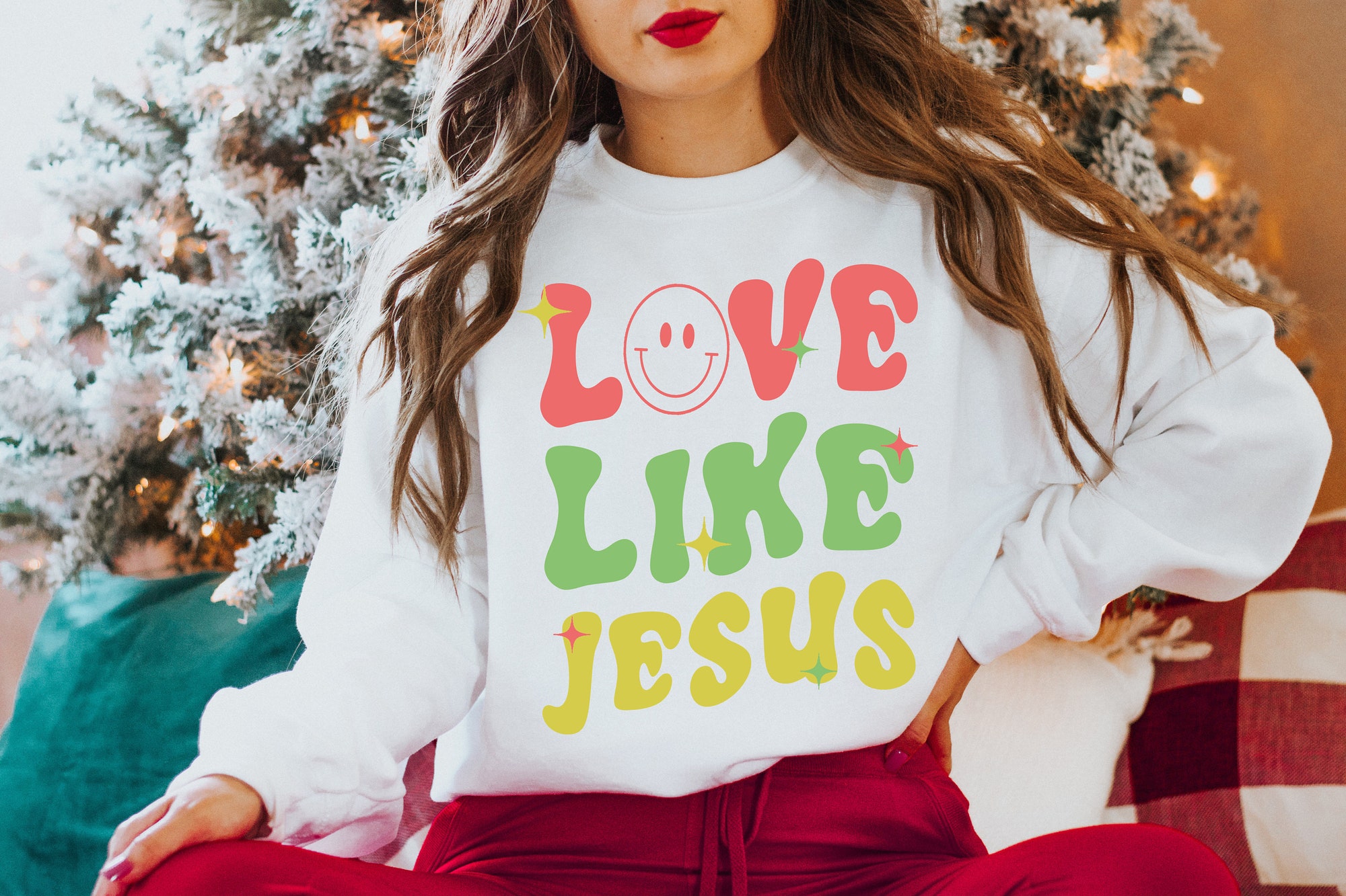 Love Like Jesus: Retro Y2K Christian Tee - Perfect Christmas Gift image 4