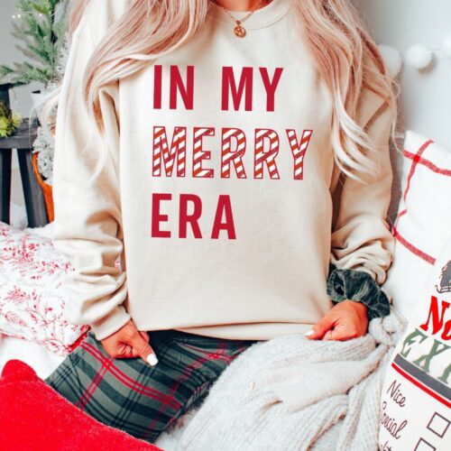 Funny Vintage Christmas Sweatshirt: Merry Gift for Women image 0