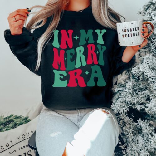 Funny Retro Christmas Sweatshirt: Vintage Holiday Gift for Women image 0