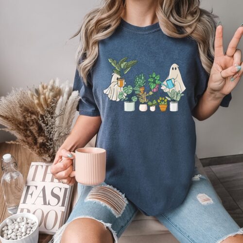 Cute Ghost Halloween Shirt for Plant Lovers - Funny Mom Gift T-Shirt image 0