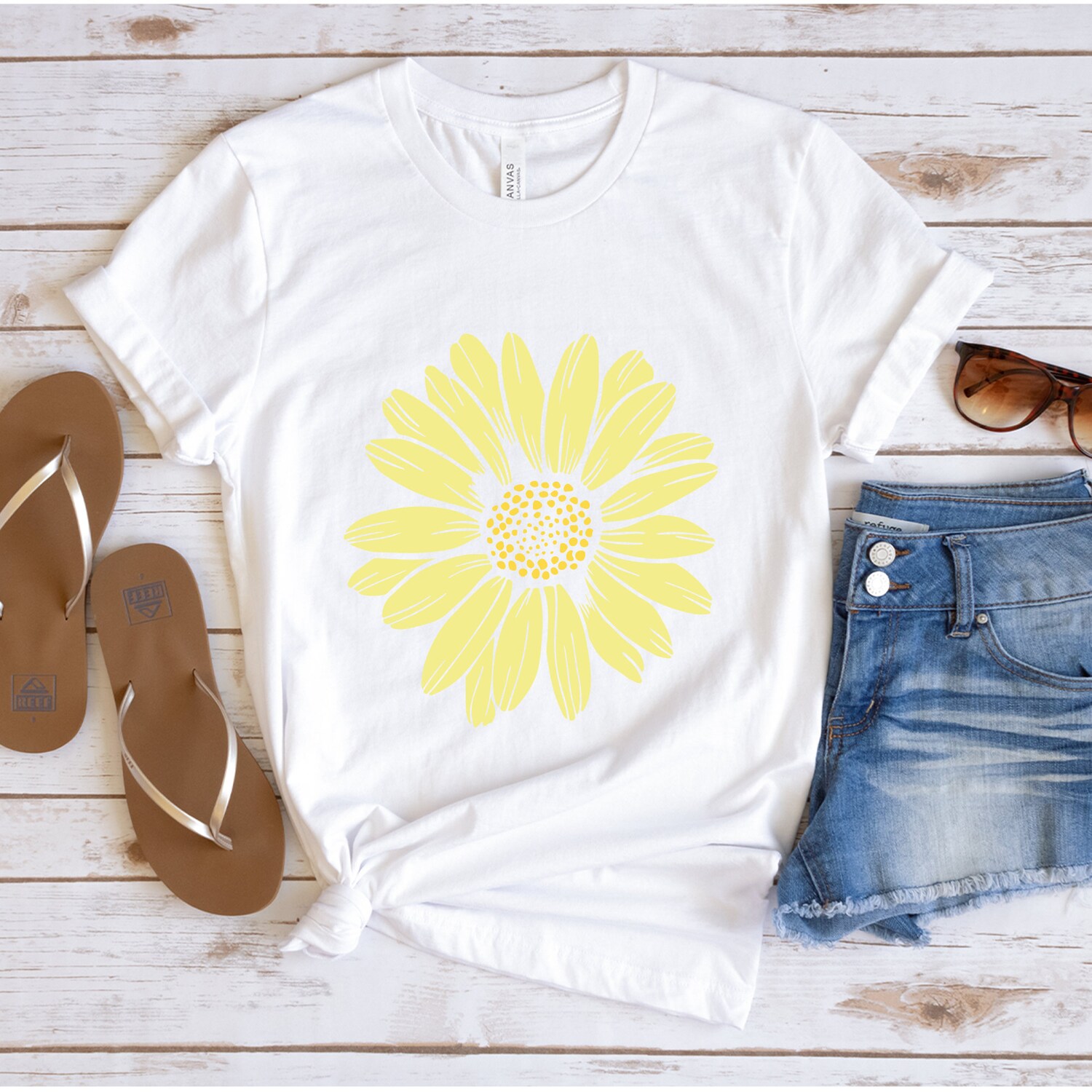 Daisy Wildflower Floral Shirt - Birth Month Flower Gift for Sister - Women's Summer Tee image 2