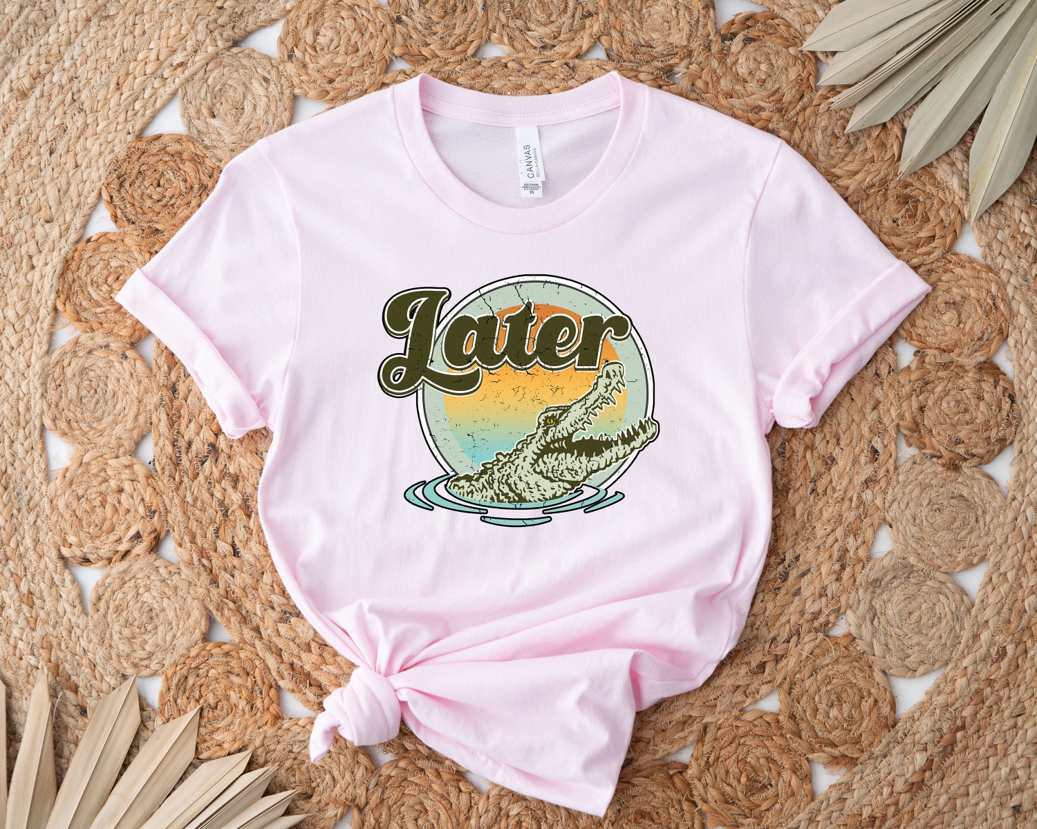 Retro Gator Shirt for Women Cute Alligator Tee Animal Lover Gift Retro Sunset Graphic T-shirt image 3