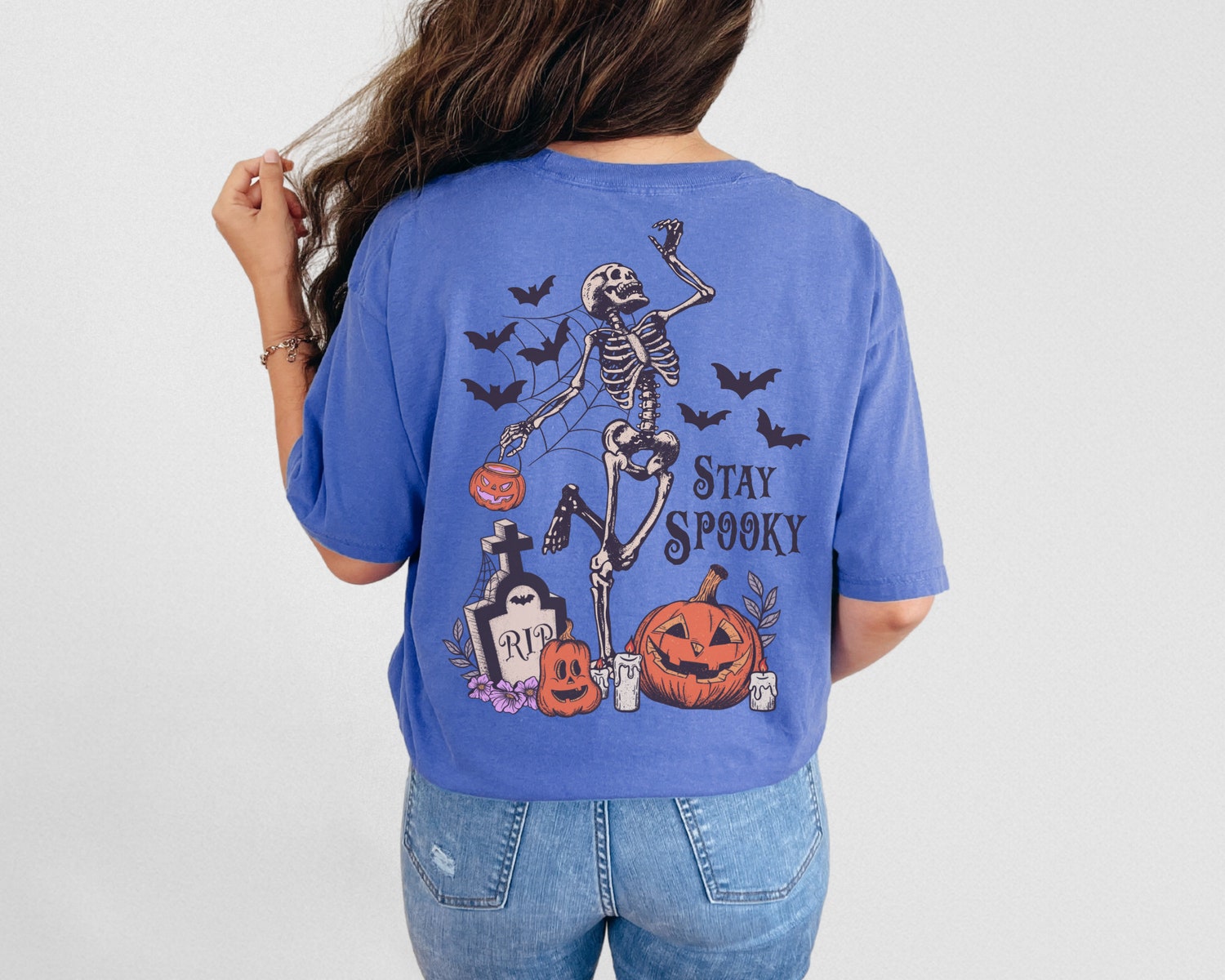 Dancing Skeleton Halloween T-Shirt - Fall Pumpkin Vibes Cute Spooky Bats Design Gift for Mom or Friend image 3