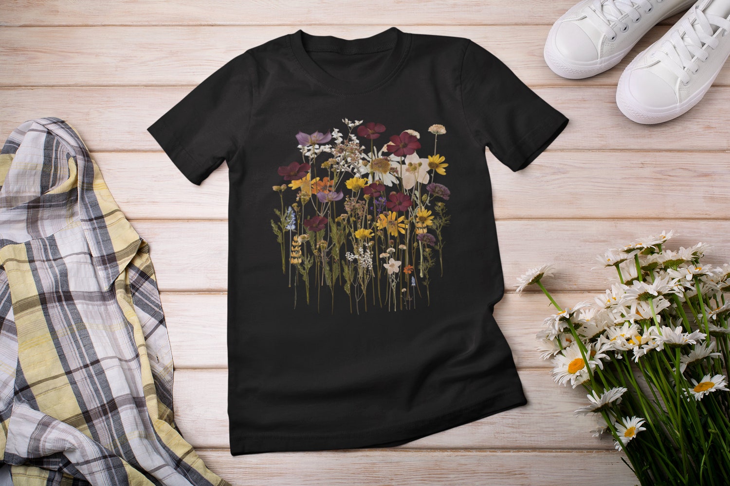 Floral Graphic Tee for Women Aesthetic Flower Shirt Wildflower T-Shirt Gift for Her image 3