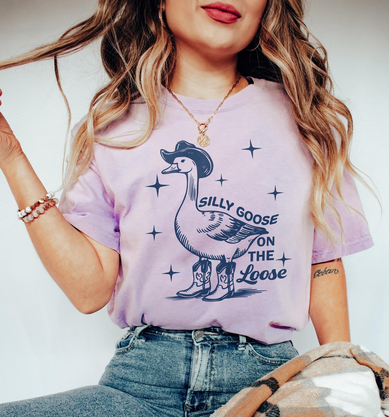 Funny Goose on the Loose Shirt 90s Aesthetic Cowgirl Graphic Tee Western Shirt image 2