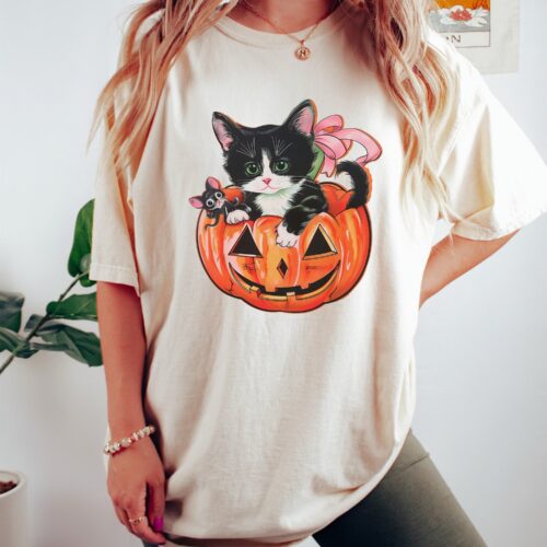 Vintage 90s Cat and Mouse Halloween Shirt | Retro Spooky Season Tee | Pumpkin Vintage Halloween Shirt image 0