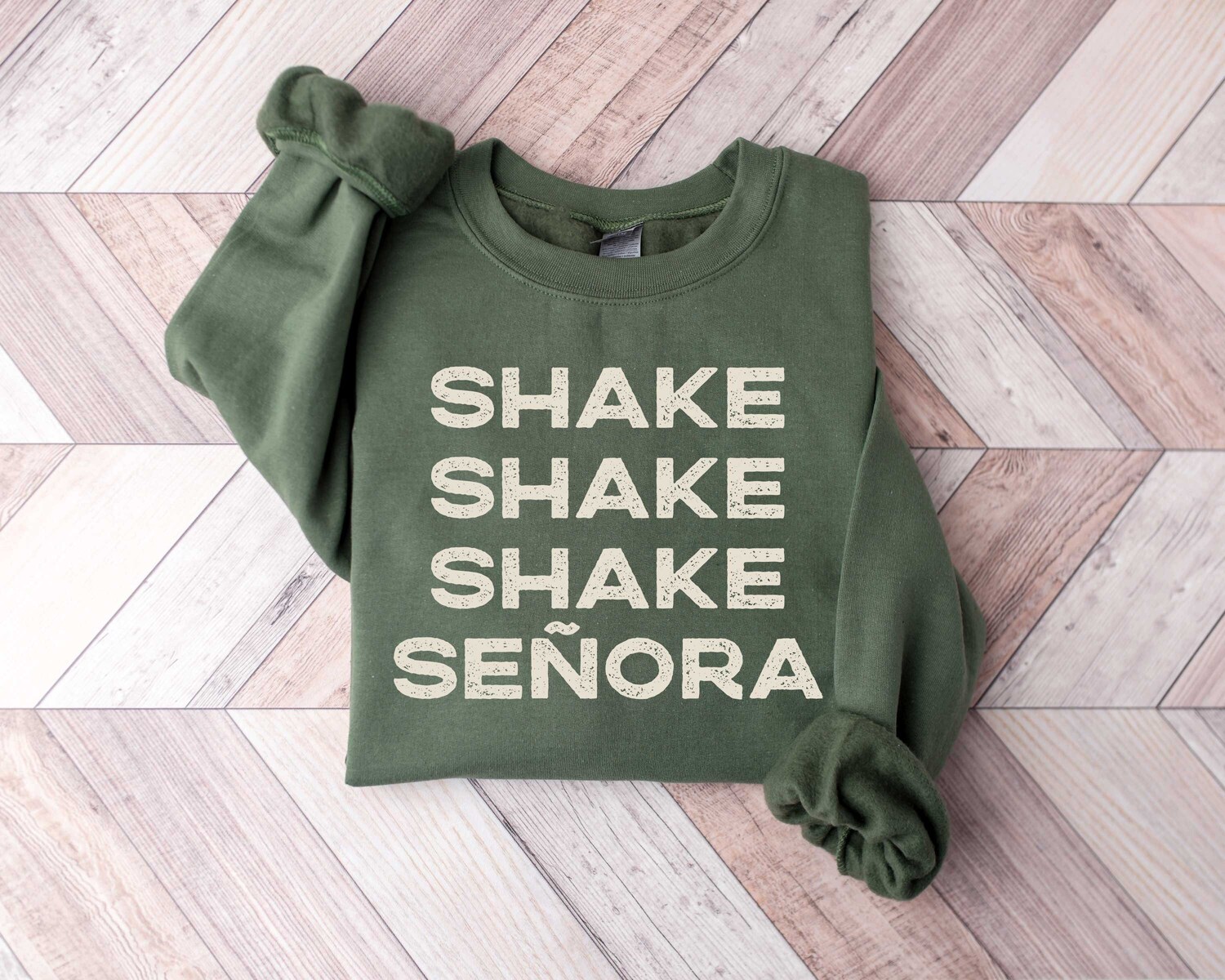 Shake Señora Halloween T-Shirt | Funny Fall Shirt | Halloween Costume Tee | Movie Inspired image 0