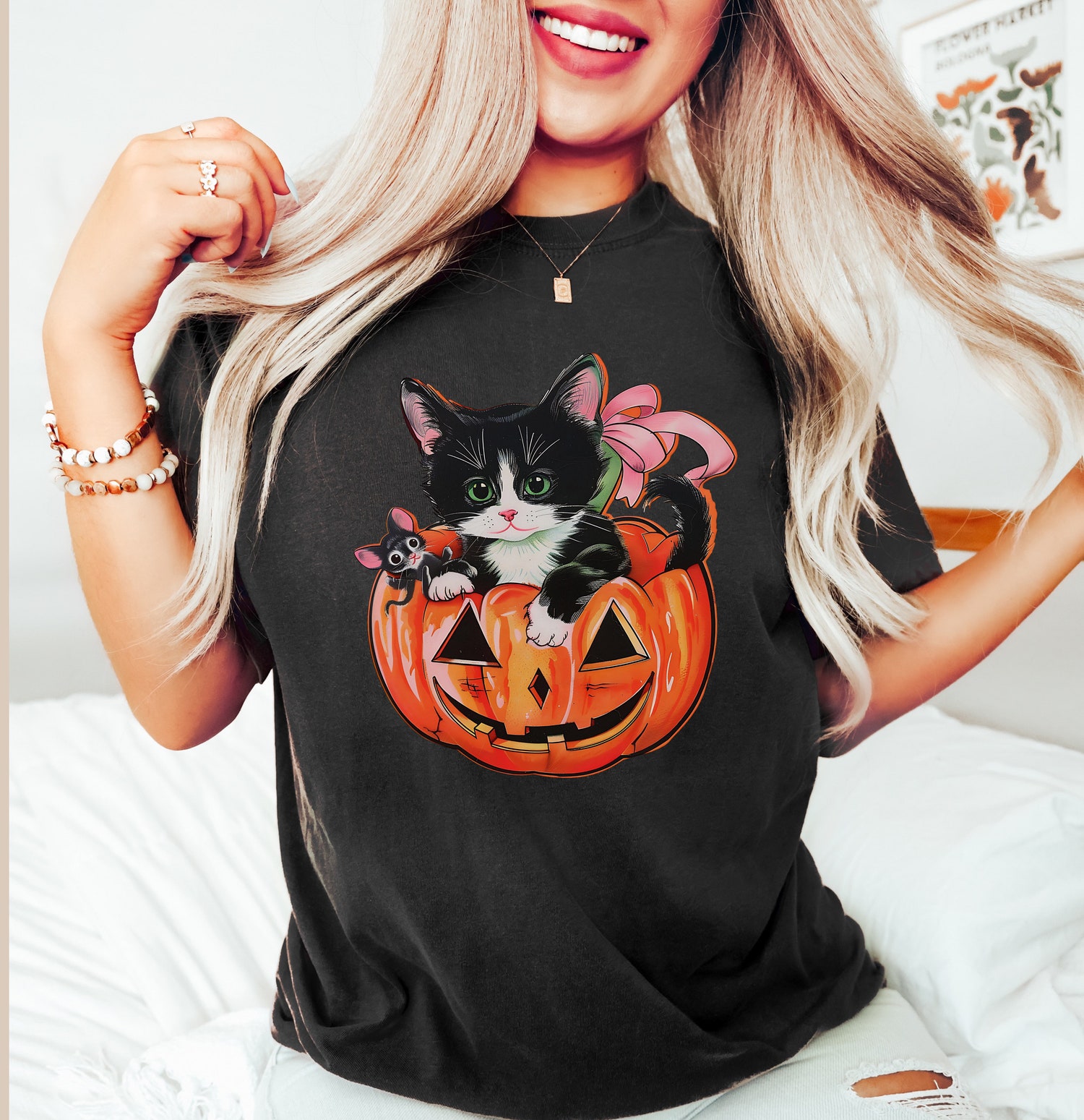 Vintage 90s Cat and Mouse Halloween Shirt | Retro Spooky Season Tee | Pumpkin Vintage Halloween Shirt image 3