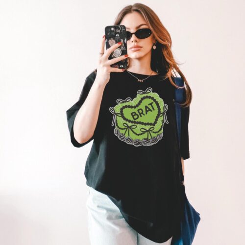 Cute Brat Green Cake T-Shirt Y2K Funny Retro Graphic Tee for Girls image 0