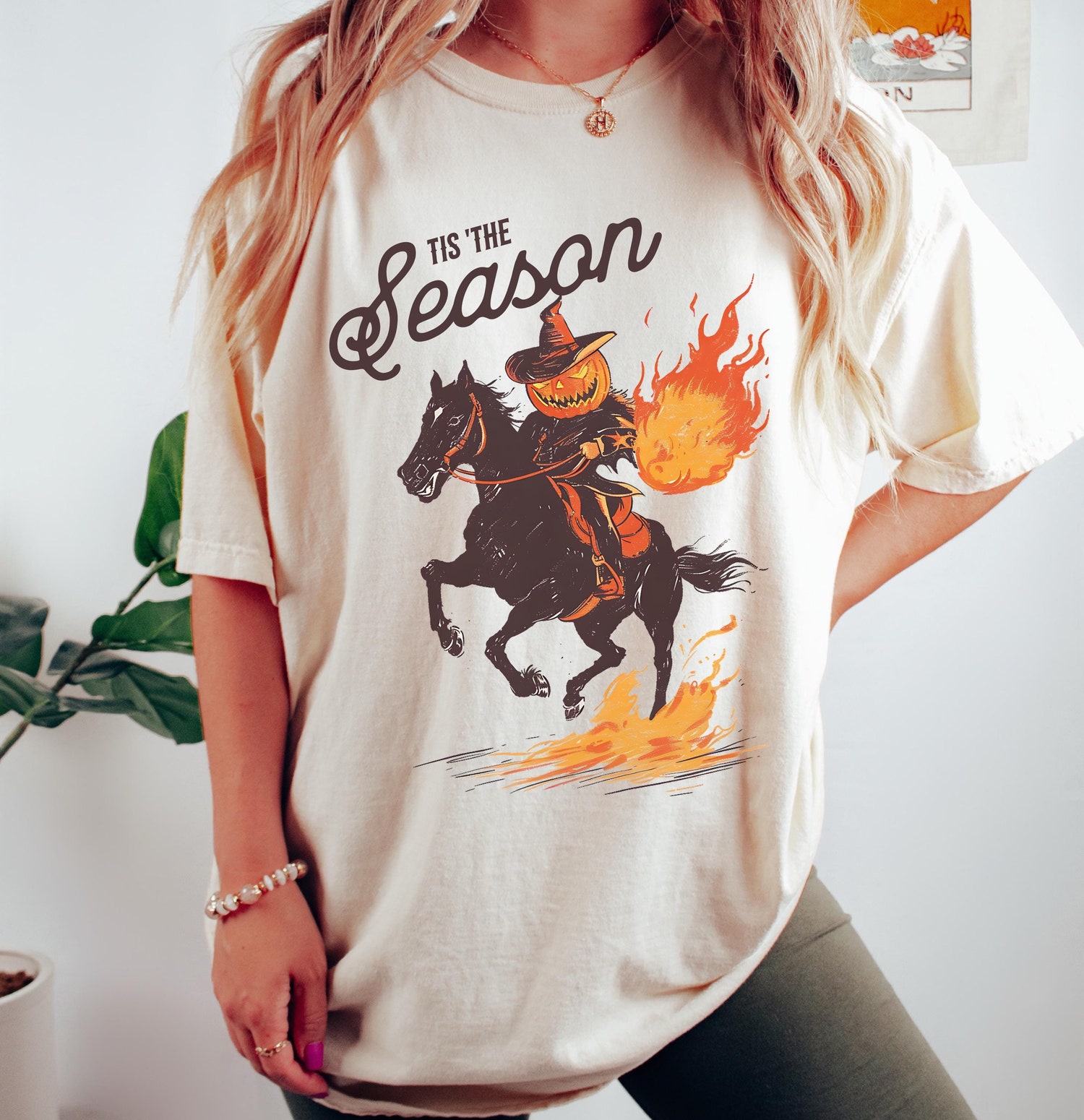 Vintage Halloween Shirt | Retro Pumpkin Tee | Spooky Season T-Shirt | Halloween Costume Top image 0