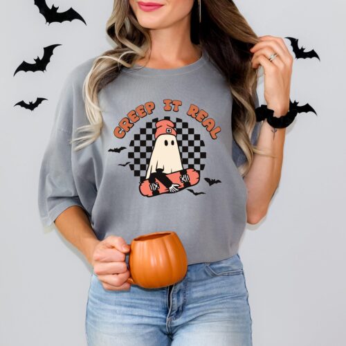 Vintage Retro Halloween Shirt - Creep it Real Ghost Tee for Women - Fall Shirt image 0