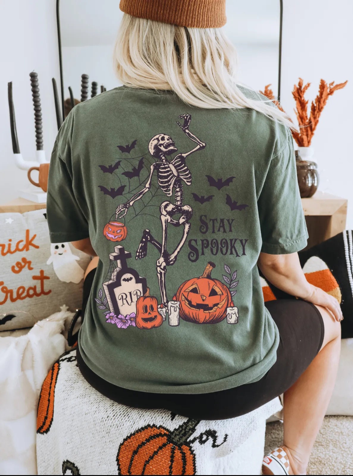 Dancing Skeleton Halloween T-Shirt - Fall Pumpkin Vibes Cute Spooky Bats Design Gift for Mom or Friend image 4