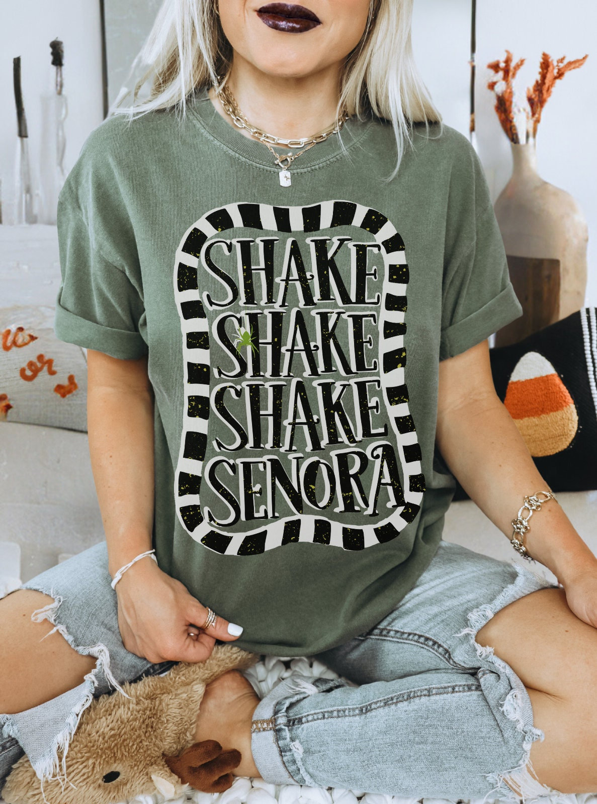 Shake Shake Shake Halloween T-Shirt - Funny Cool Costume Tee Fall Stripe Top image 0