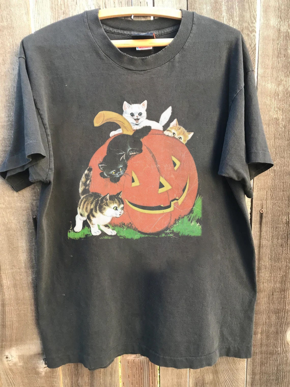 Vintage 90s Cat Halloween Shirt | Retro Pumpkin Tee | Black Cat Lover Spooky Season Shirt image 3