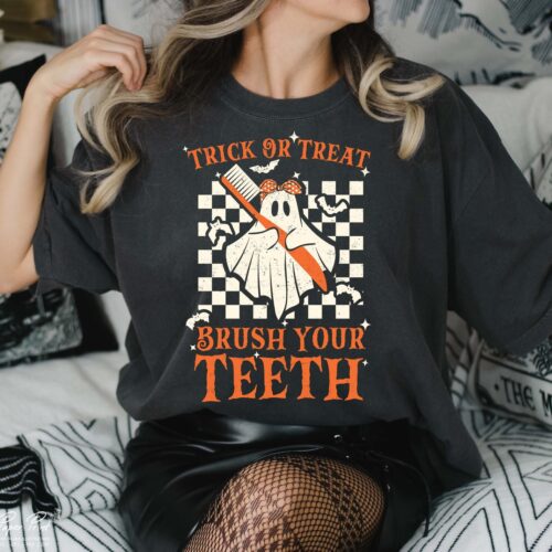 Halloween Dental Hygienist Retro Shirt Trick Or Treat Brush Your Teeth Spooky Dentist Tee image 0