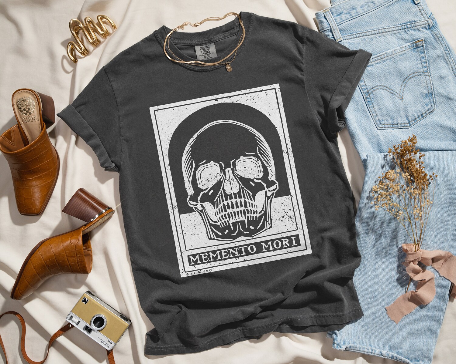 Halloween Skeleton Shirt - Goth Gift Memento Mori Skull Vintage Dark Academia T-Shirt image 2